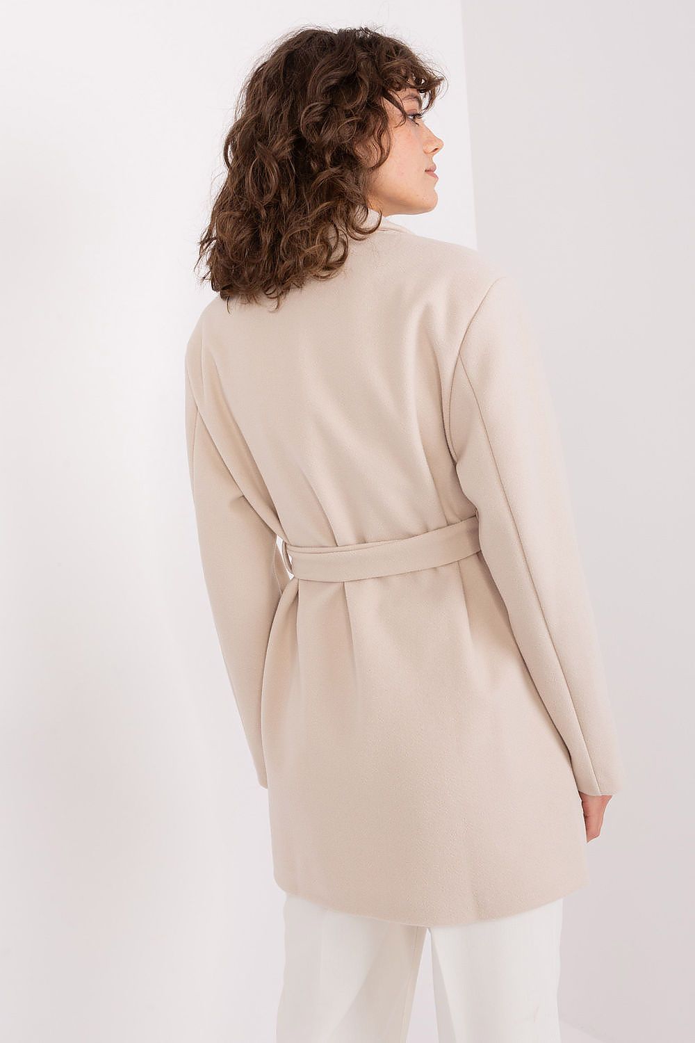 Abrigo Mujer Cruzado Cinturón – Beige Arena – detalle 3 | DOMELVA