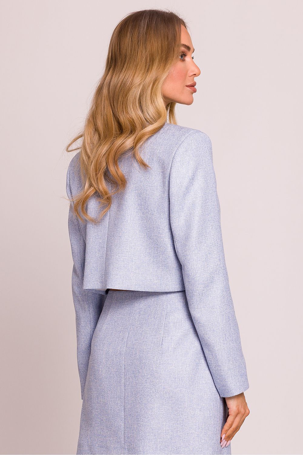 Blazer Mujer Corto Estructurado – Azul Celeste – detalle 3 | DOMELVA