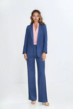 Blazer Mujer Lino y Rayón Sastrería – Azul Acero – detalle 2 | DOMELVA