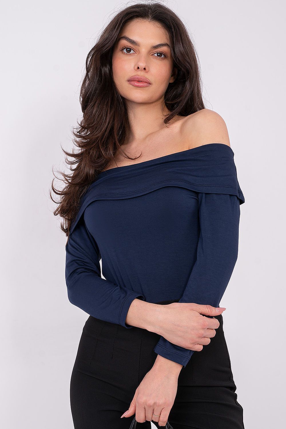 Blusa Mujer Ajustada Escote Barco Manga Larga – Azul Tinta | DOMELVA