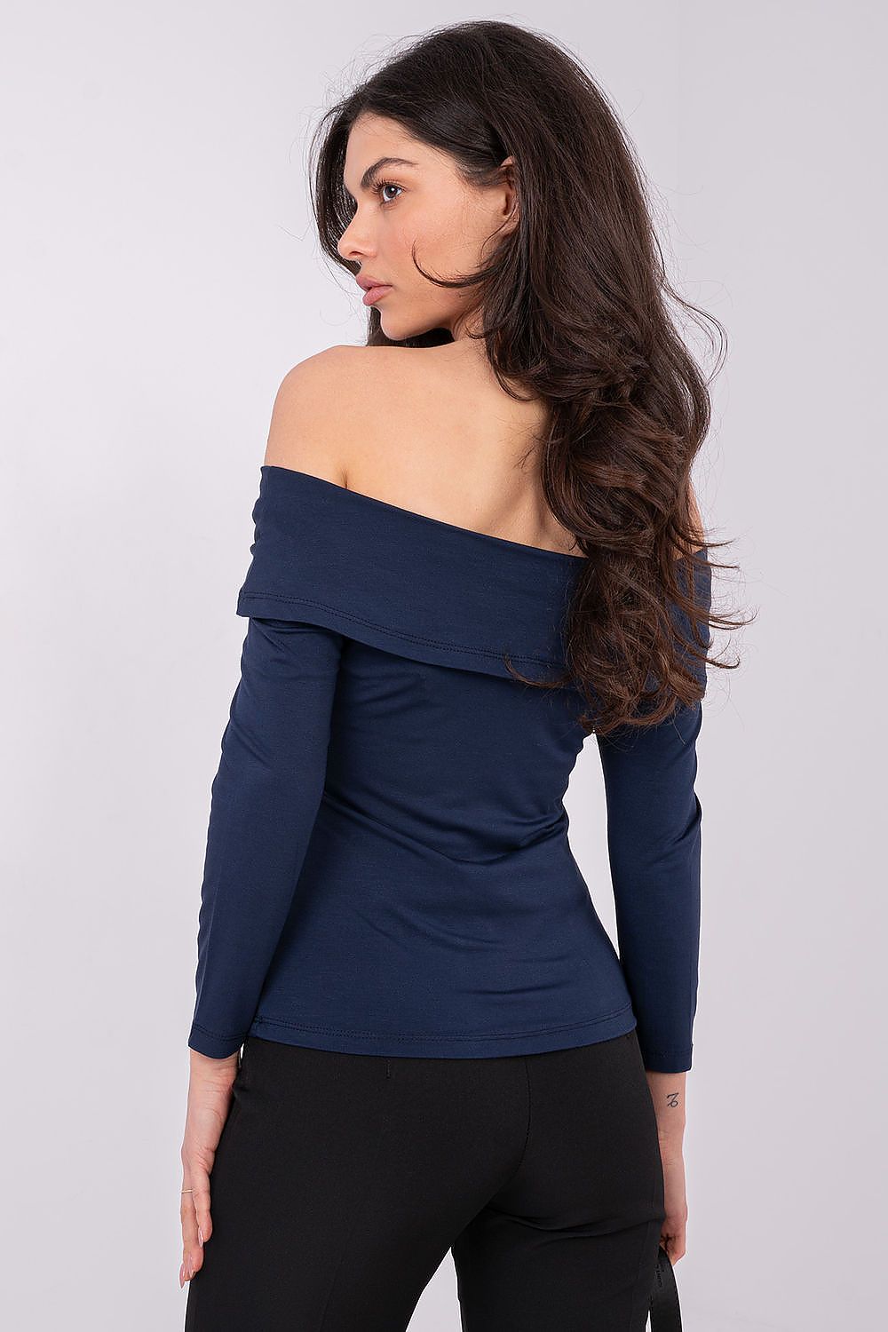 Blusa Mujer Ajustada Escote Barco Manga Larga – Azul Tinta – detalle 3 | DOMELVA