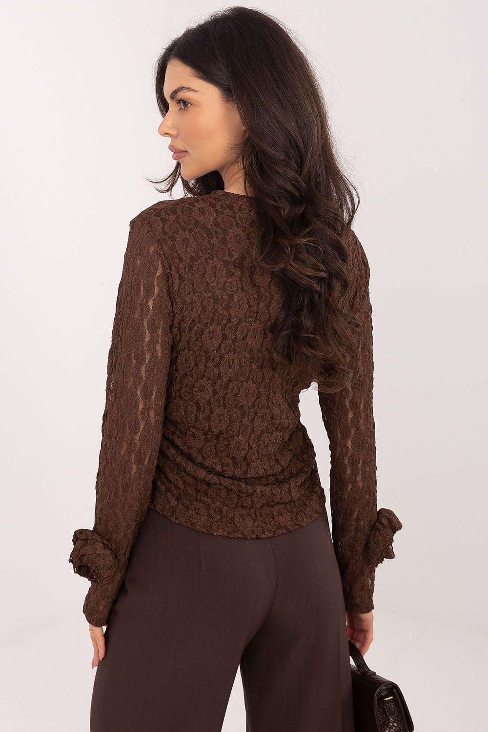 Blusa Mujer Encaje Ajustada Rosas Manga Larga – Marrón Cacao – detalle 3 | DOMELVA