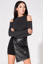 Blusa Mujer Punto Fino Hombros Descubiertos – Negro Carbón | DOMELVA