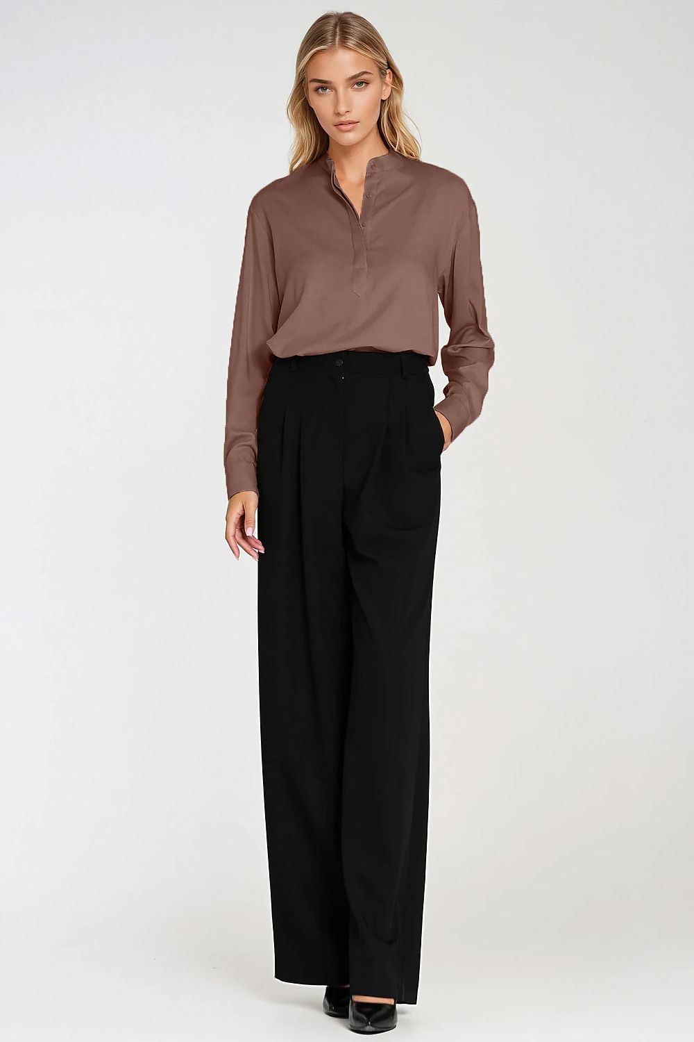 Blusa Mujer Holgada Viscosa Tapeta Oculta – Marrón Visón – detalle 2 | DOMELVA