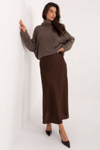 Jersey Mujer Bouclé Cuello Alto – Marrón Avellana – detalle 2 | DOMELVA