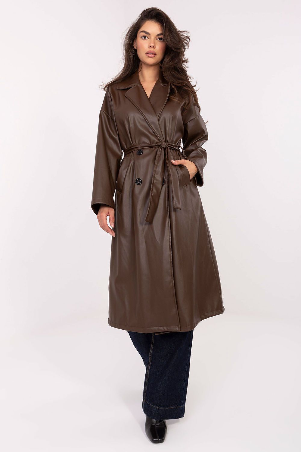 Gabardina Mujer Efecto Piel Lazada – Marrón Moka | DOMELVA