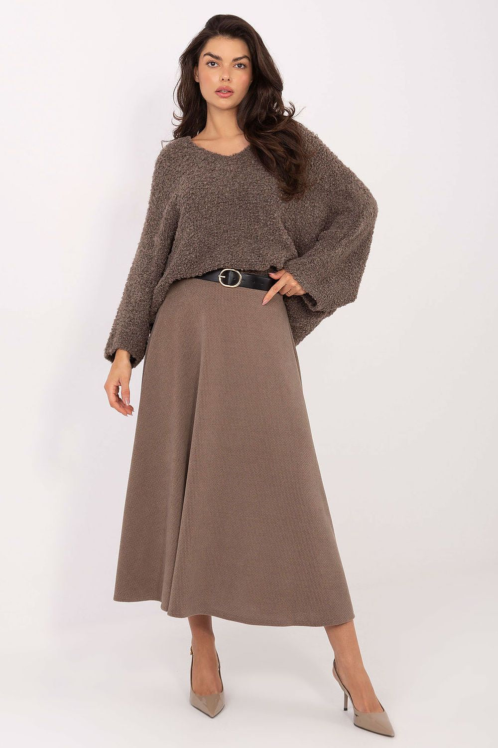 Jersey Mujer Bouclé Escote V – Beige Taupe – detalle 2 | DOMELVA