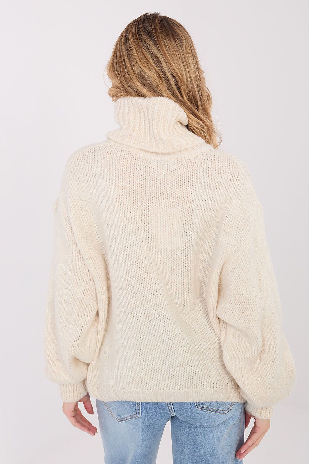 Jersey Mujer Cuello Alto – Beige Natural – detalle 3 | DOMELVA