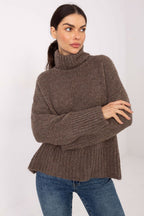 Jersey Mujer Cuello Alto Punto Grueso – Beige Almendra | DOMELVA