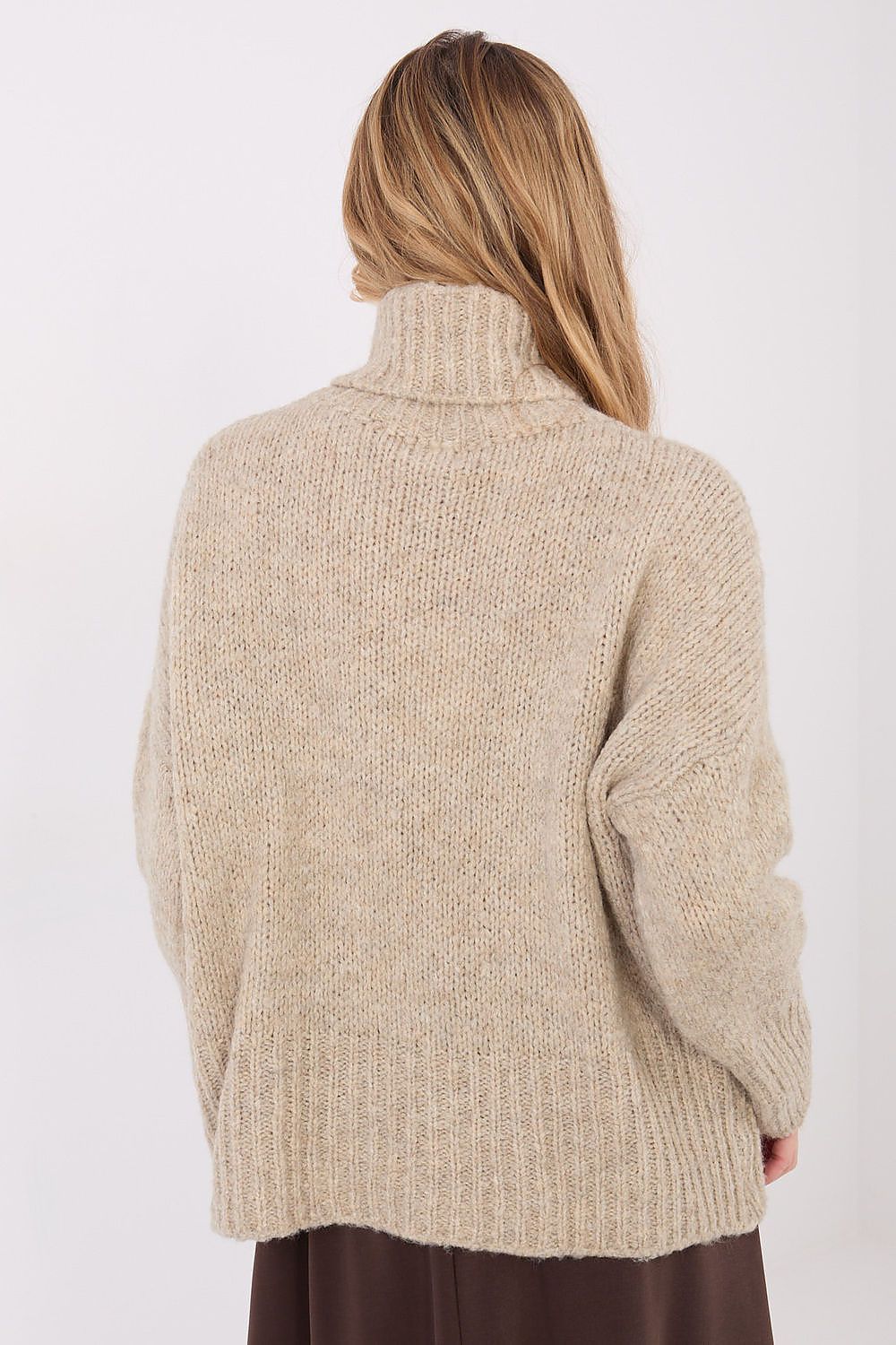 Jersey Mujer Cuello Alto Punto Grueso – Beige Lino – detalle 3 | DOMELVA