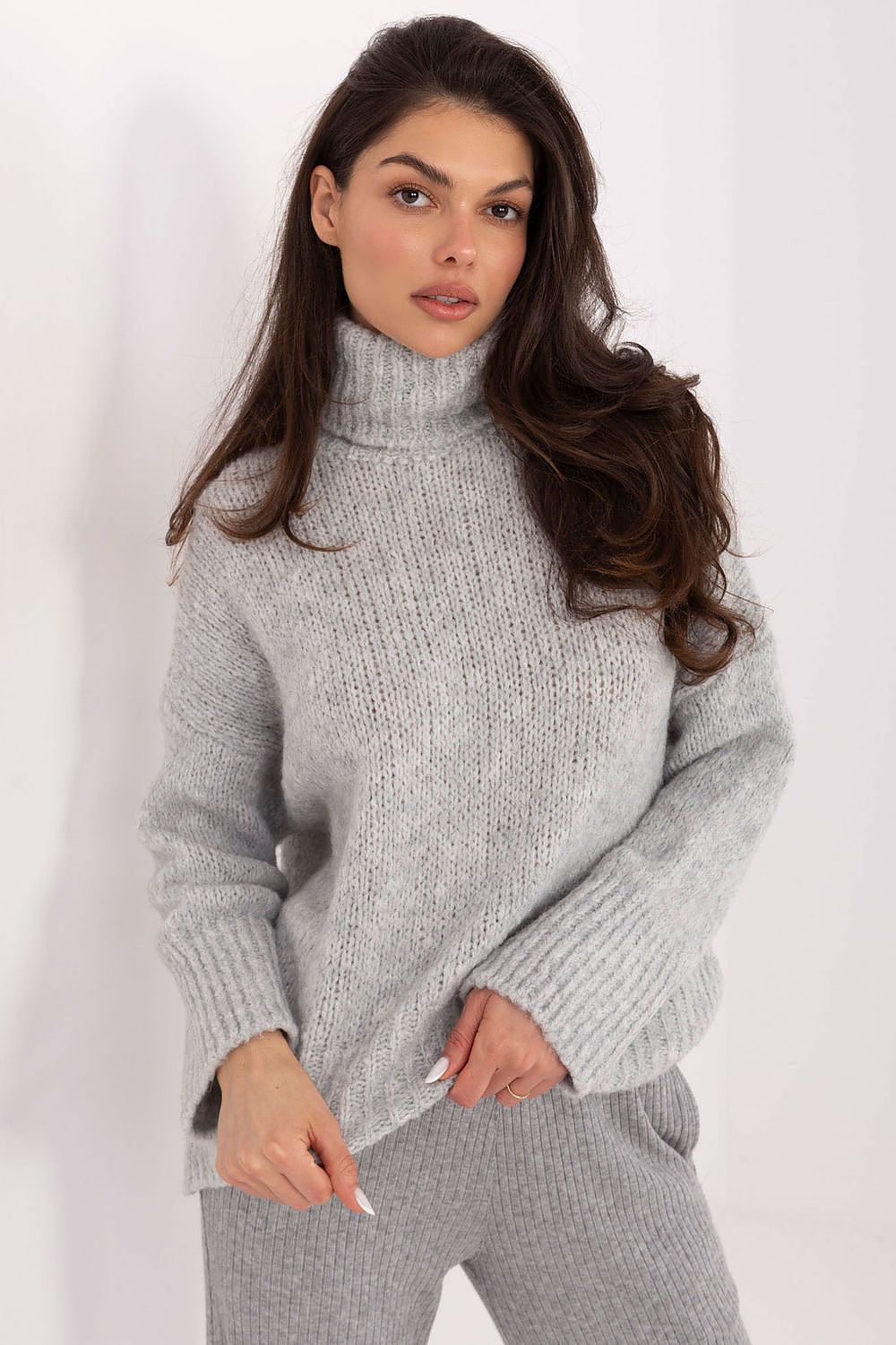 Jersey Mujer Cuello Alto Punto Grueso – Gris Ceniza | DOMELVA