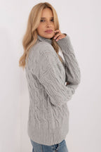 Jersey Mujer Cuello Alto Punto Suave – Gris Topo – detalle 2 | DOMELVA