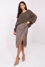 Jersey Mujer Punto Bouclé Cuello Redondo – Marrón Cacao – detalle 2 | DOMELVA