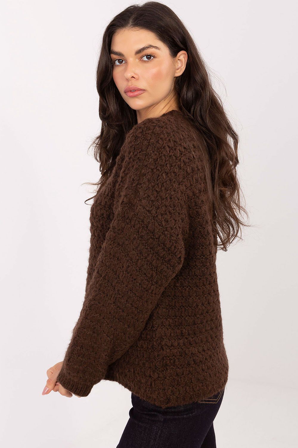 Jersey Mujer Punto Gofre Cuello Redondo – Marrón Espresso – detalle 2 | DOMELVA