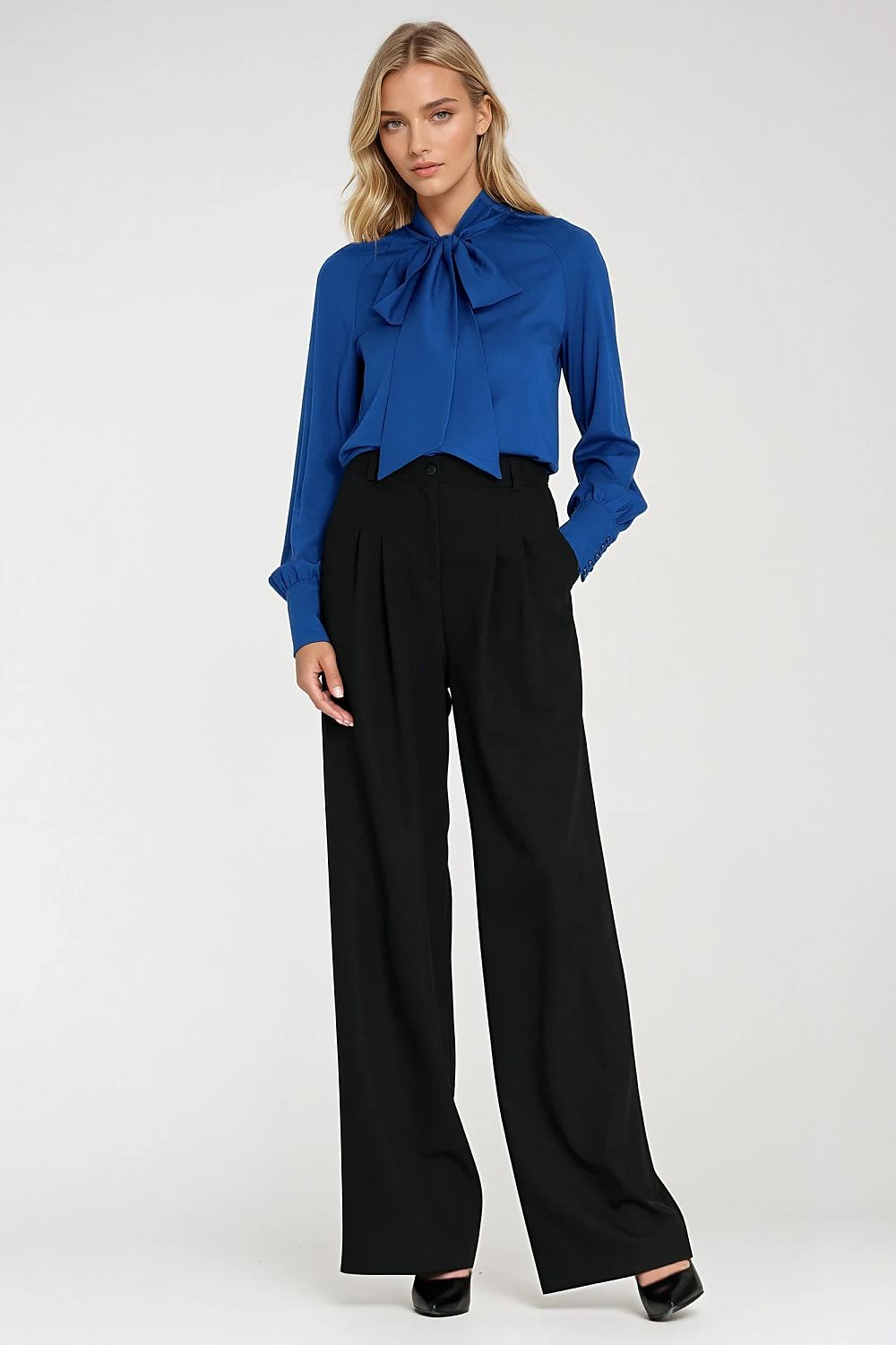 Pantalón Mujer Fluido Talle Alto Pinzas Pierna Ancha – Negro Azabache – detalle 4 | DOMELVA