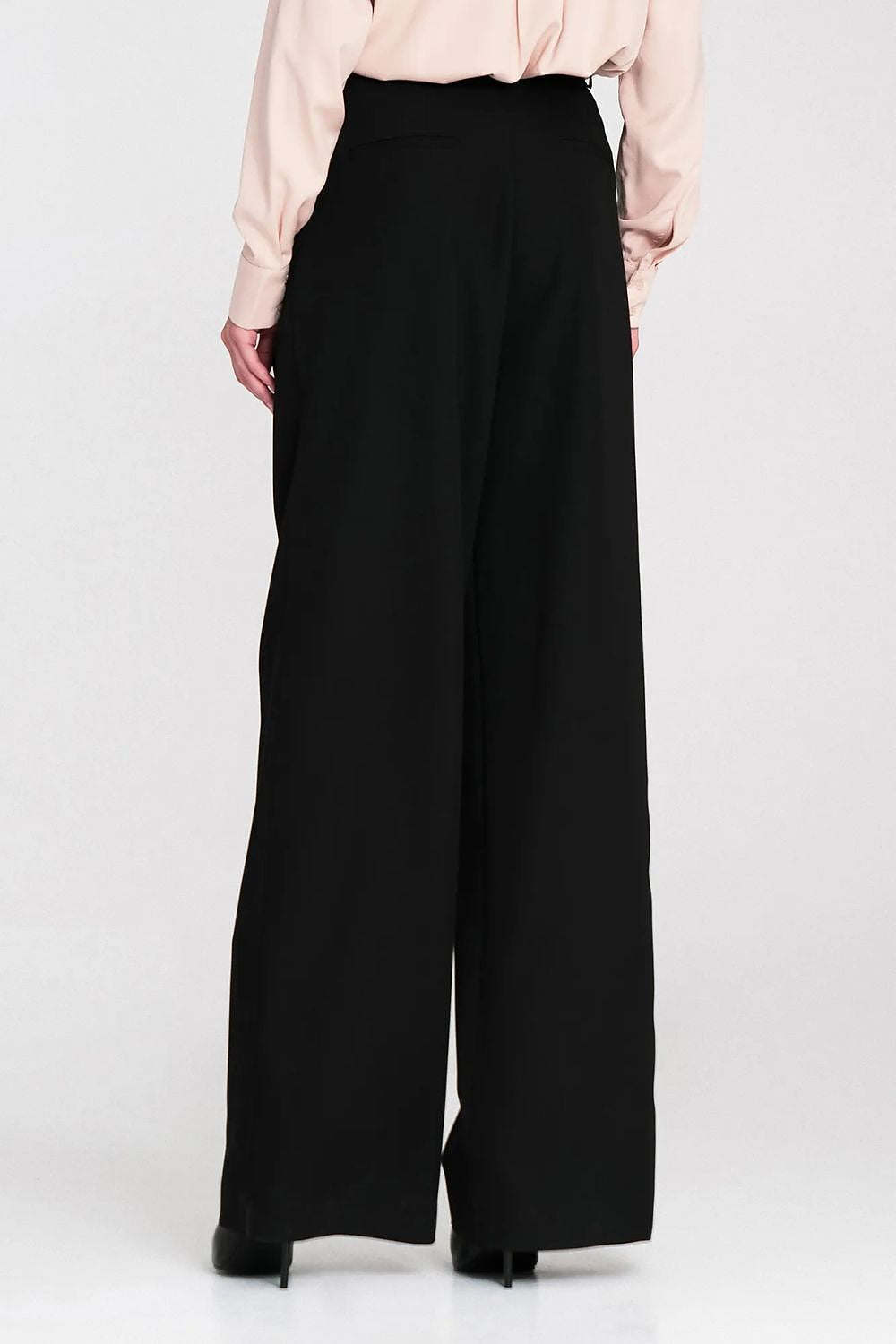 Pantalón Mujer Fluido Talle Alto Pinzas Pierna Ancha – Negro Azabache – detalle 5 | DOMELVA